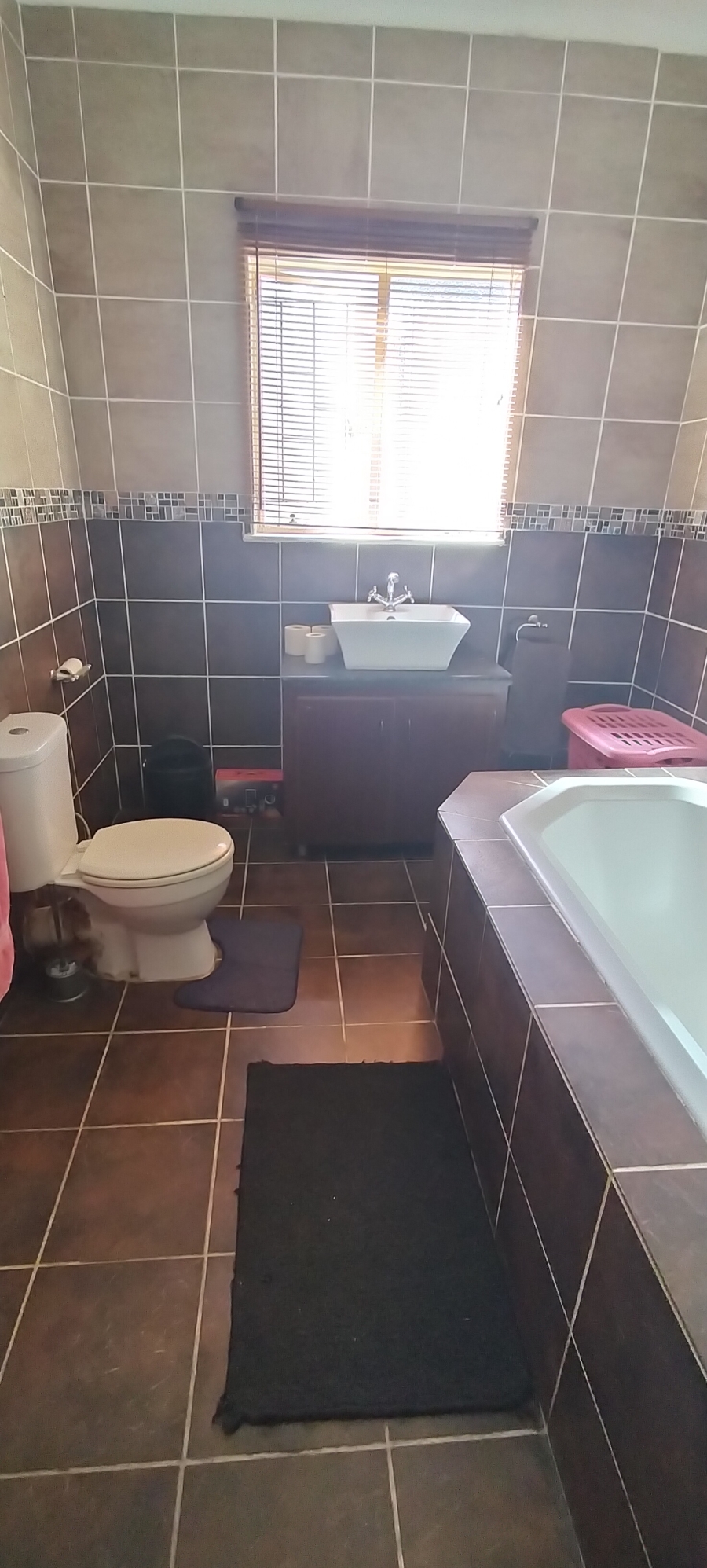 5 Bedroom Property for Sale in Jan Kempdorp Northern Cape